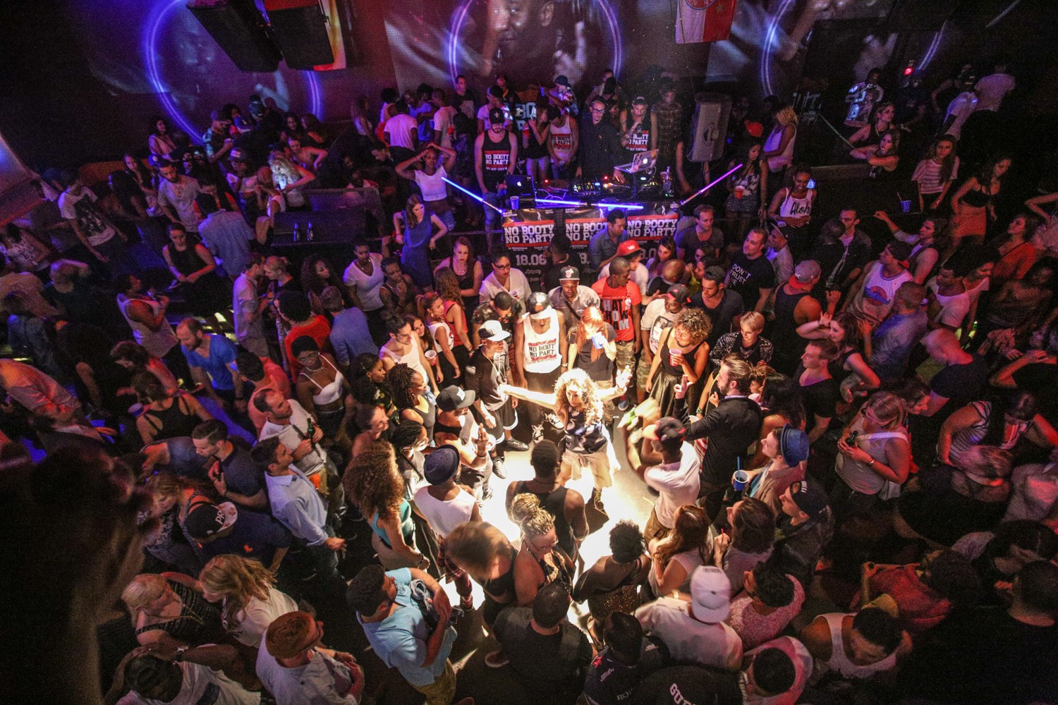 HipHop And BBQ Meets No Booty No Party Sommerfest Im Muffatwerk